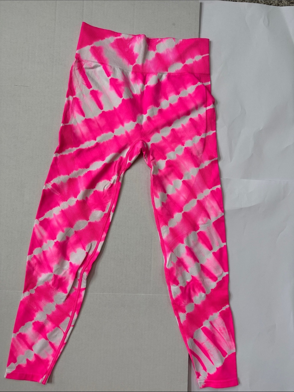 PINK Victorias Secret Seamless Leggings Tie Dye Pink and White size W Large - Picture 2 of 15